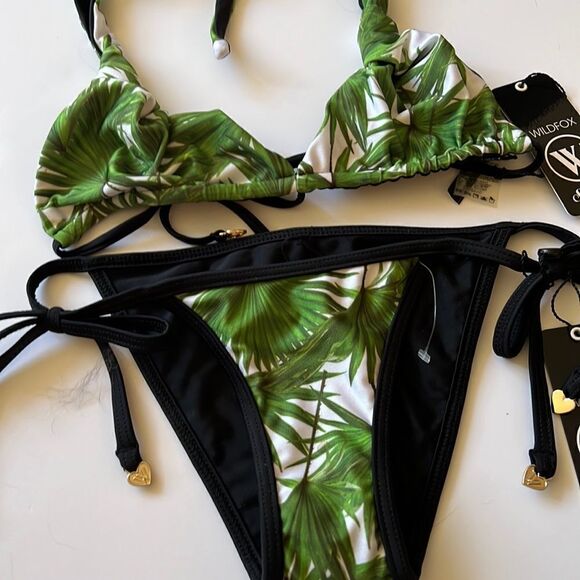 WILDFOX Swimwear  - Picture 6 of 9